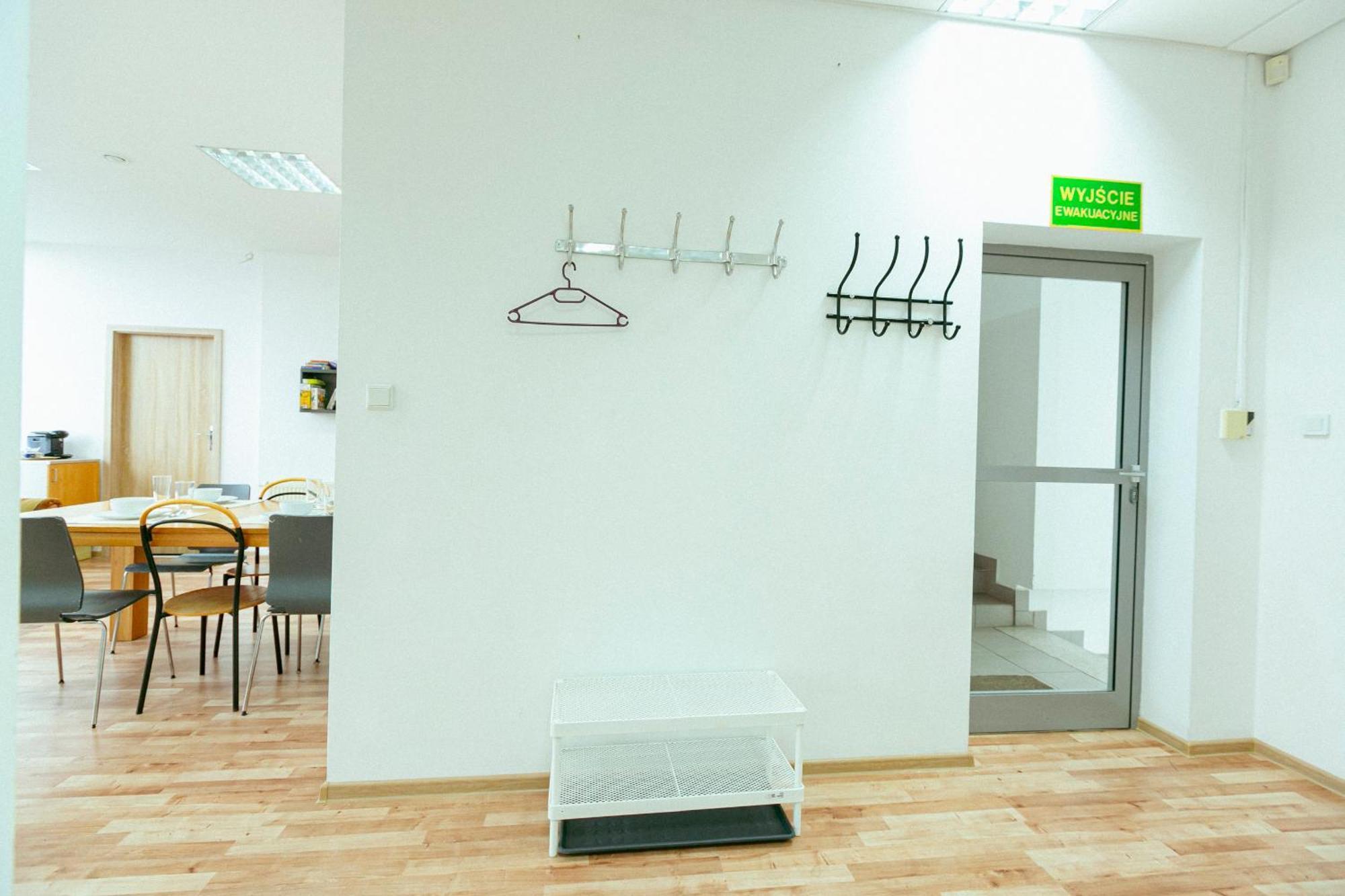 Hostel Metro Kabaty Βαρσοβία Εξωτερικό φωτογραφία