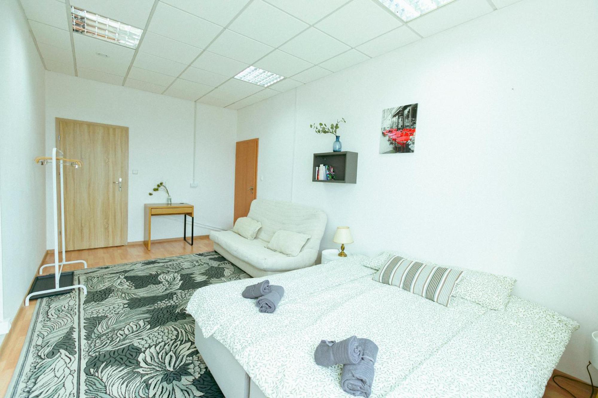 Hostel Metro Kabaty Βαρσοβία Εξωτερικό φωτογραφία